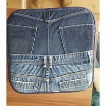 Ülőpárna farmer részekből 40 x 40 cm